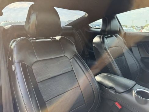 Used 2022 Ford Mustang GT Premium w/ Equipment Group 401A image 10