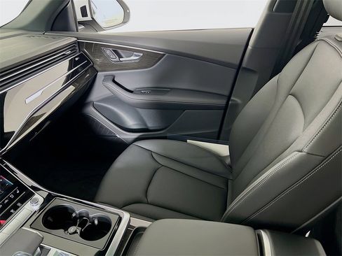 New 2026 Audi Q8 Premium Plus image 24
