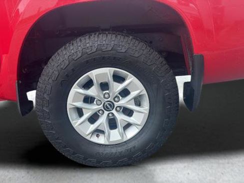 Used 2024 Nissan Frontier SV w/ Technology Package AWD/4WD image 35