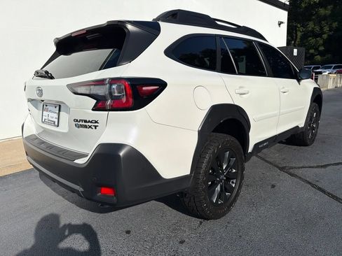 Used 2023 Subaru Outback Onyx Edition XT AWD/4WD image 11