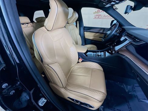 Used 2022 Jeep Grand Cherokee Summit w/ Advanced Protech Group IV image 35