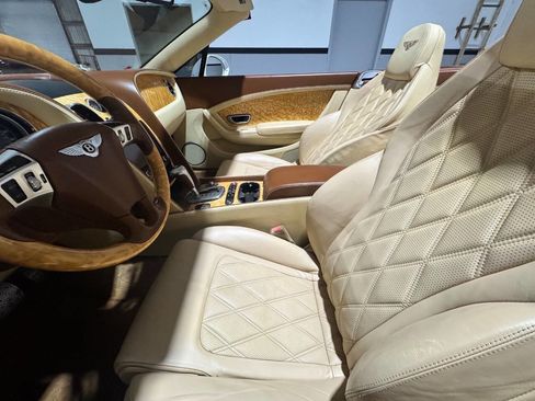 Used 2013 Bentley Continental GT image 28