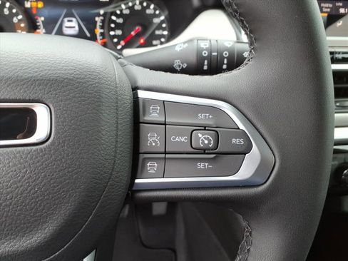 New 2026 Jeep Compass Limited image 20