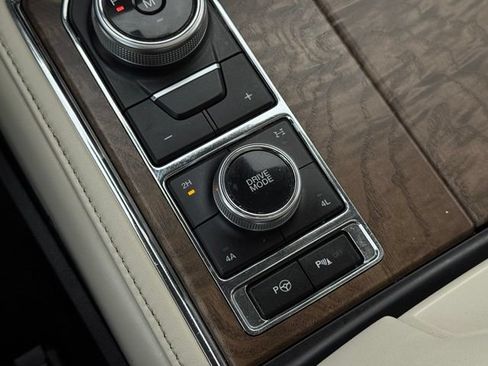 Certified 2020 Ford Expedition Max Platinum AWD/4WD image 23