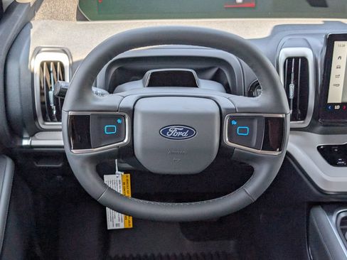 New 2026 Ford Expedition Active RWD image 10