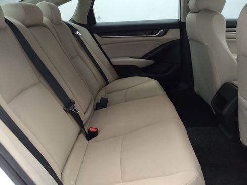 Used 2018 Honda Accord LX image 19