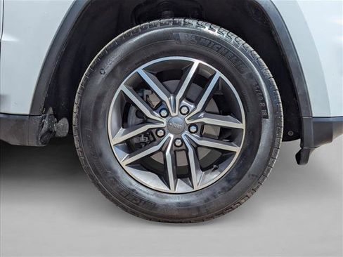Used 2020 Jeep Grand Cherokee Limited AWD/4WD image 25