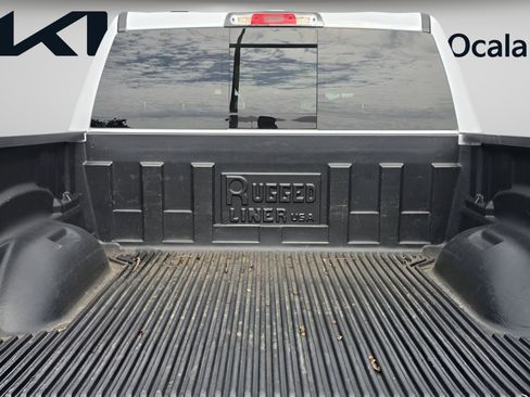 Used 2025 RAM 1500 Laramie AWD/4WD image 17