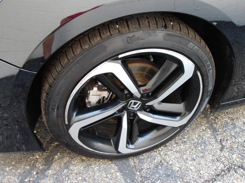 Used 2022 Honda Accord Sport image 30
