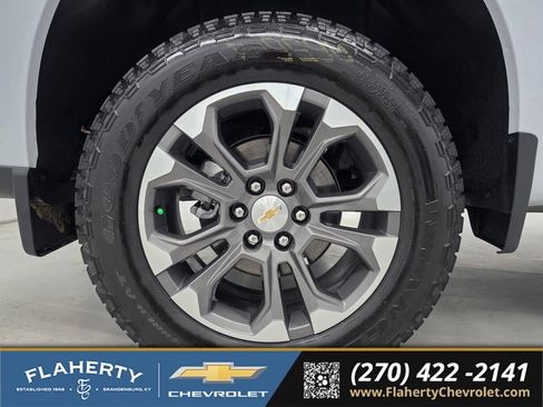 Used 2026 Chevrolet Silverado 1500 High Country w/ Technology Package AWD/4WD image 19