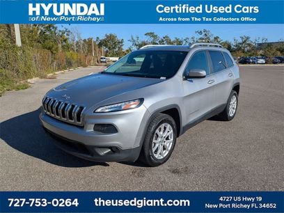 Used 2018 Jeep Cherokee Latitude Plus w/ Comfort/Convenience Group