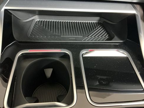 New 2025 BMW 760i xDrive 760i xDrive image 16