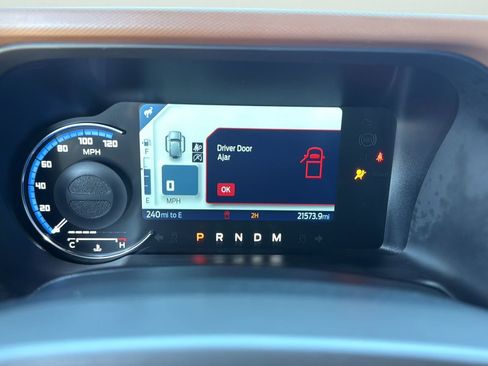 Certified 2024 Ford Bronco Outer Banks AWD/4WD image 13