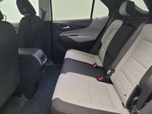 Used 2022 Chevrolet Equinox LT image 18