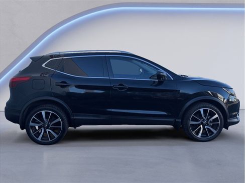 Used 2018 Nissan Rogue Sport SL w/ SL Premium Package image 7