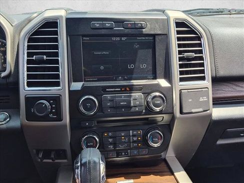Used 2015 Ford F150 Lariat AWD/4WD image 13