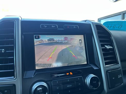 Used 2019 Ford F150 Lariat w/ Equipment Group 502A Luxury image 23