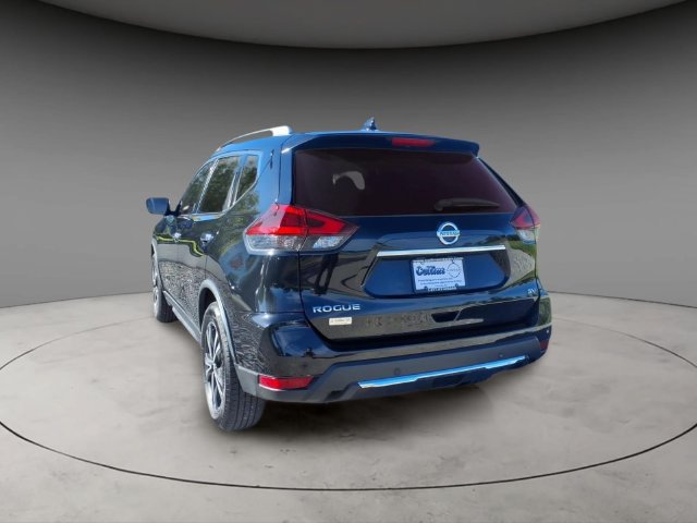 Used 2020 Nissan Rogue SV w/ Premium Package FWD image 13