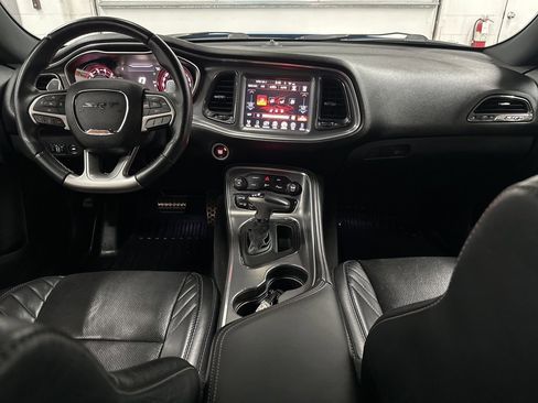 Used 2016 Dodge Challenger SRT Hellcat image 23