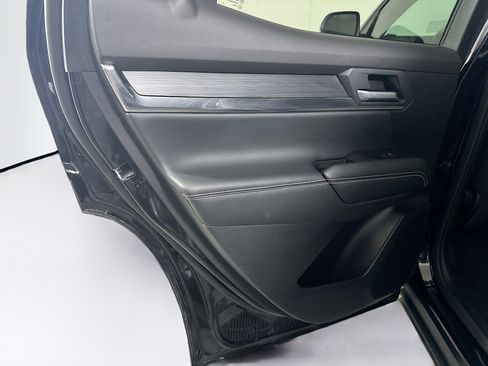 Used 2025 GMC Terrain Elevation image 27