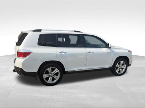 Used 2013 Toyota Highlander Limited AWD/4WD image 36