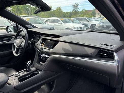 Certified 2023 Cadillac XT5 Premium Luxury FWD image 28