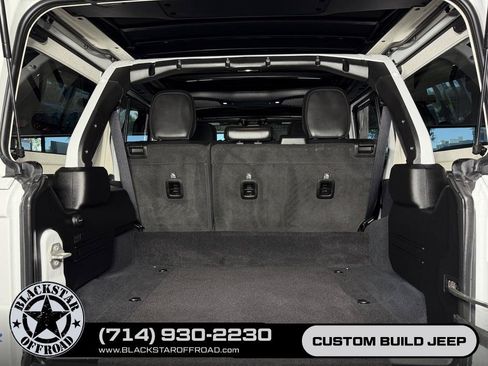 Used 2024 Jeep Wrangler Unlimited Sahara AWD/4WD image 29
