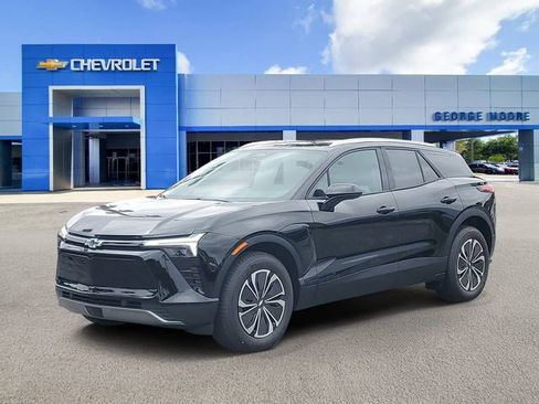 New 2025 Chevrolet Blazer EV LT image 2