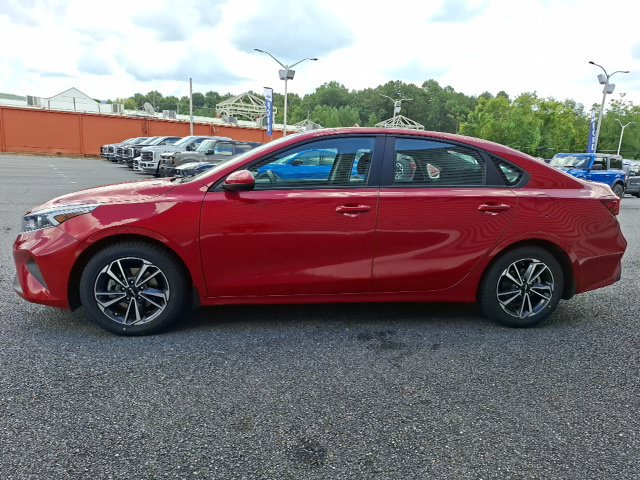 Used 2023 Kia Forte LXS FWD image 6