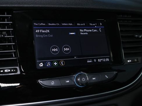 Used 2022 Buick Encore Preferred w/ Safety Package image 26