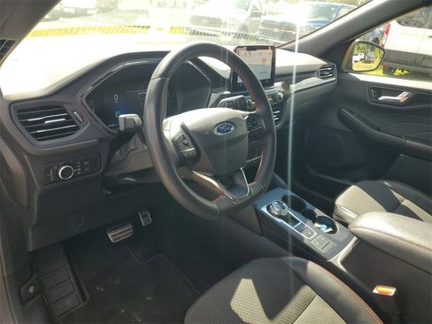 Used 2023 Ford Escape ST-Line image 14