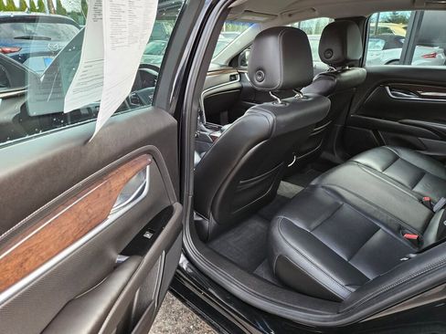 Used 2016 Cadillac XTS Luxury image 13