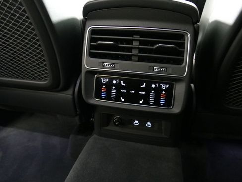 Used 2025 Audi RS Q8 performance AWD/4WD image 5