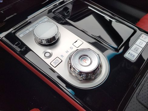 Used 2025 Genesis G80 2.5T Sport Prestige image 23