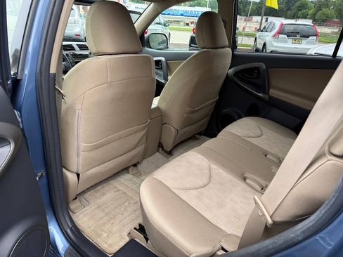 Used 2011 Toyota RAV4 4WD image 24
