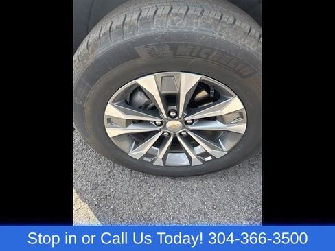 Used 2026 Chevrolet Equinox LT AWD/4WD image 3