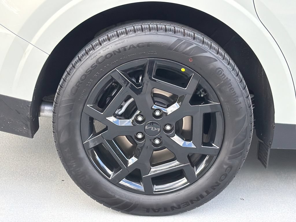 New 2027 Kia Carnival SX w/ Dark Edition Package FWD image 9
