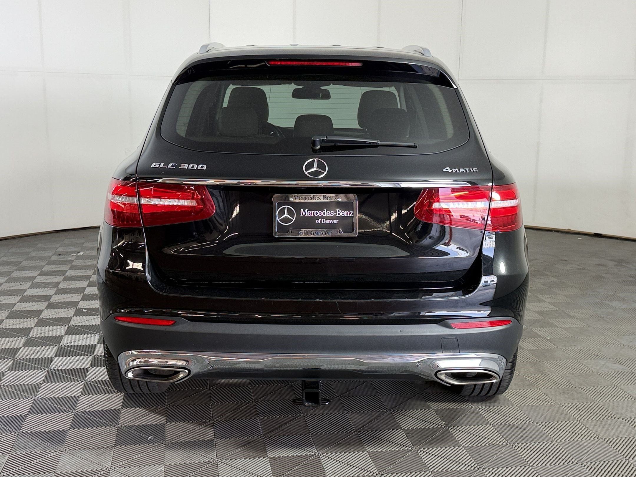 Used 2019 Mercedes-Benz GLC 300 4MATIC image 10