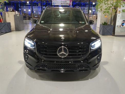 Used 2026 Mercedes-Benz GLB 250 4MATIC image 3