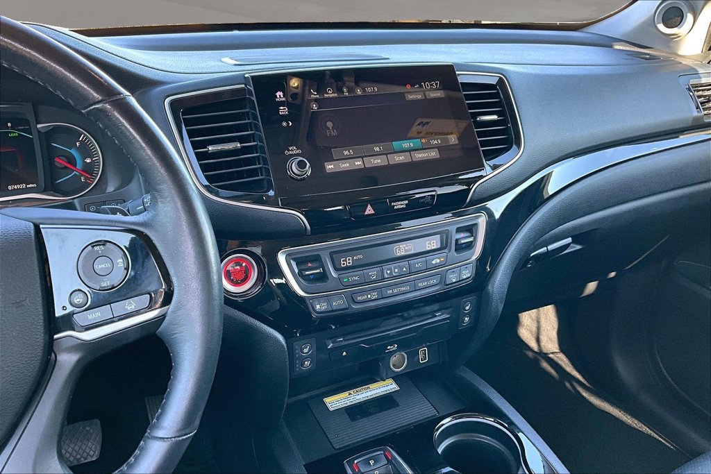 Used 2020 Honda Pilot Elite image 6