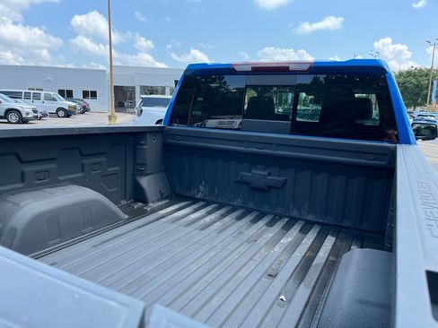 Used 2022 Chevrolet Silverado 1500 LTZ w/ LTZ Convenience Package II AWD/4WD image 27