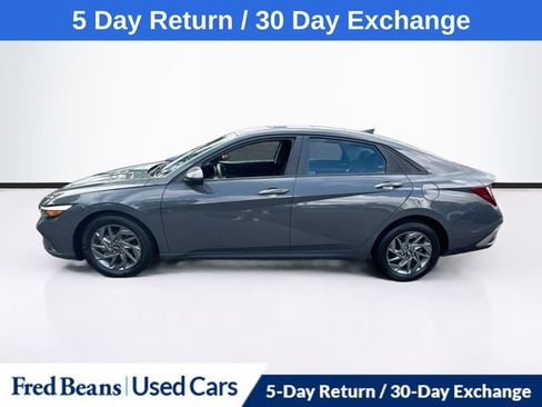 Certified 2024 Hyundai Elantra SEL FWD image 5