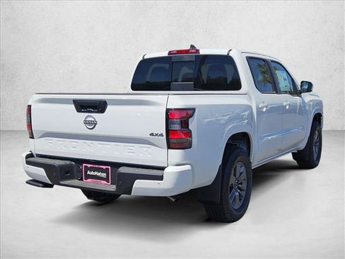 New 2026 Nissan Frontier SV w/ Tow Package AWD/4WD image 2