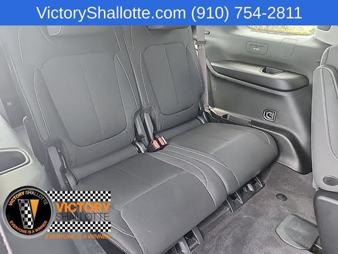 Certified 2022 Jeep Grand Cherokee L Laredo w/ Luxury Tech Group I AWD/4WD image 36