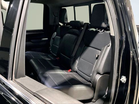 Used 2024 Chevrolet Silverado 2500 LTZ w/ LTZ Convenience Package image 28