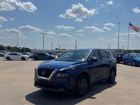 Certified 2023 Nissan Rogue S FWD image 8
