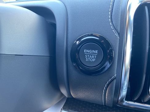New 2025 Ford Expedition Platinum w/ Stealth Performance Package AWD/4WD image 33