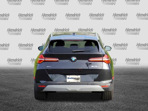 Used 2025 BMW X3 xDrive30i AWD/4WD image 7