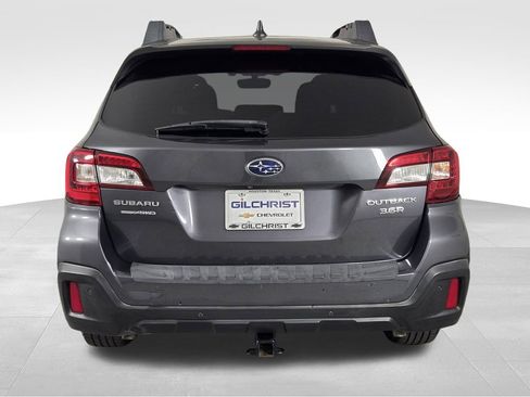 Used 2019 Subaru Outback 3.6R Limited AWD/4WD image 6