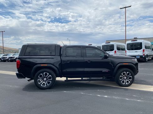 Used 2023 GMC Canyon AT4 w/ AT4 Premium Package AWD/4WD image 21